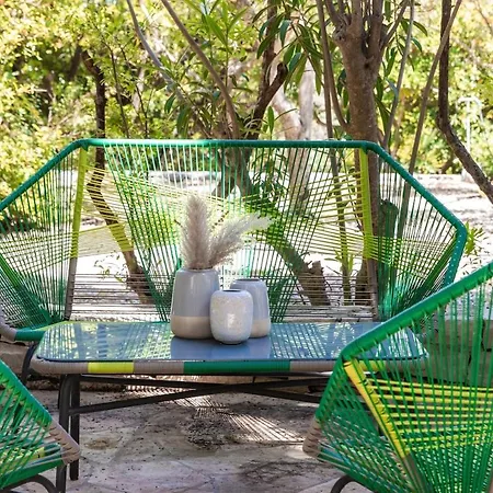 Charming Luxury Seafront With Heatable Pool Splitska