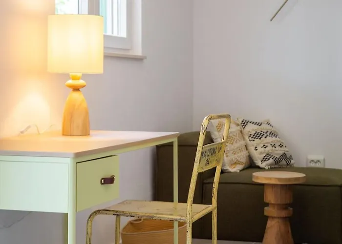 Charming Luxury Seafront With Heatable Pool Villa