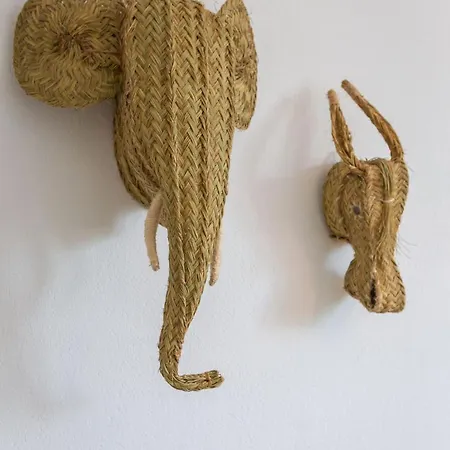 Βίλα Charming Luxury Seafront With Heatable Pool *